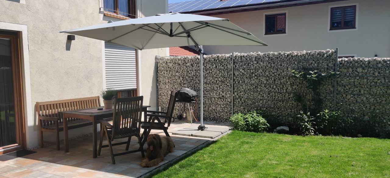Ferienwohnung Ponlach Tittmoning ภายนอก รูปภาพ
